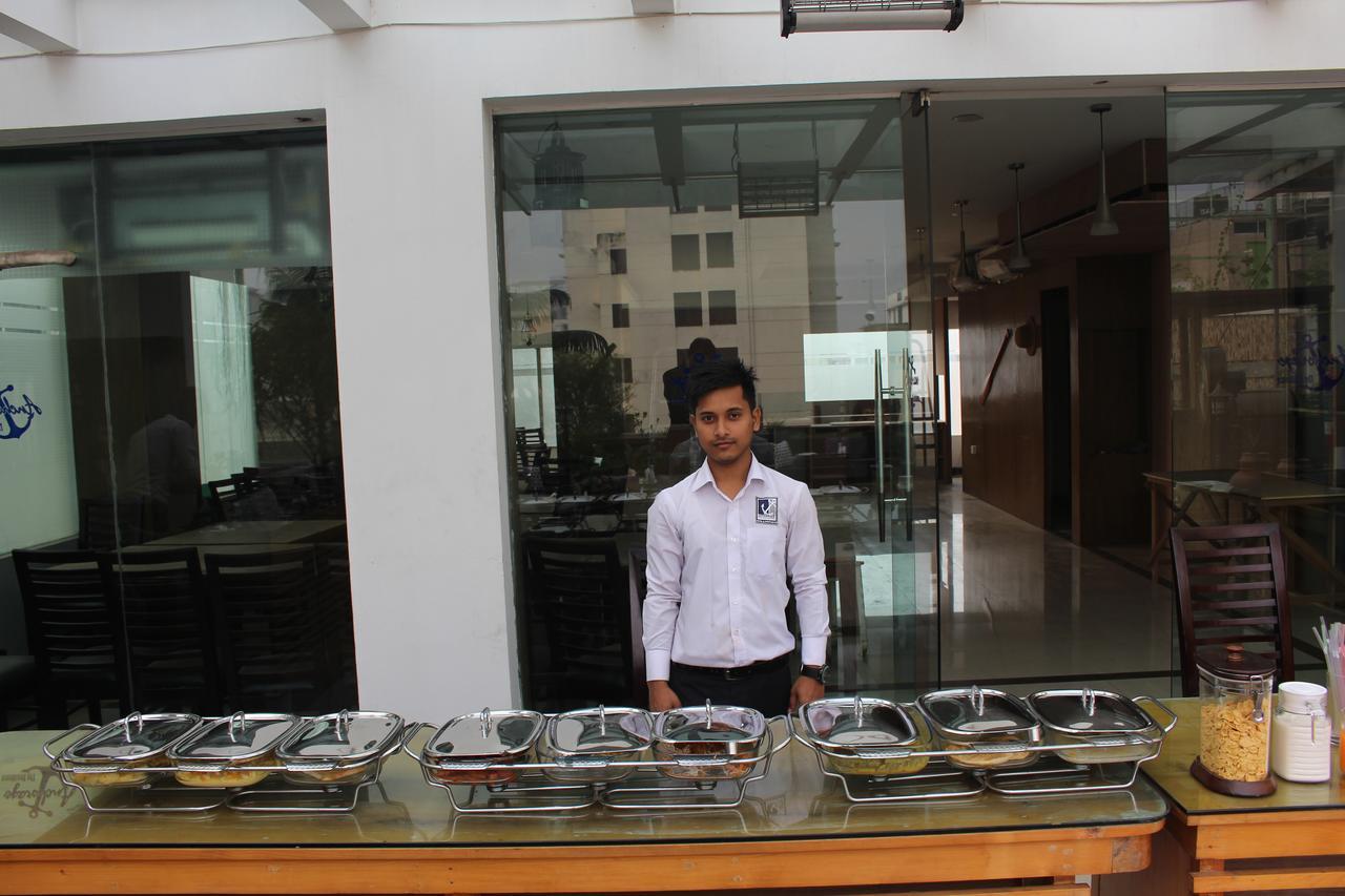 แองเคอเรจ - เดอะ เรสซิเดนซ์ Hotel ธากา ภายนอก รูปภาพ